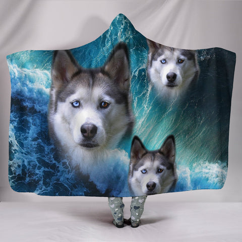 Siberian Husky With Ocean Print Hooded Blanket