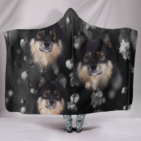 Finnish Lapphund Dog Print Hooded Blanket